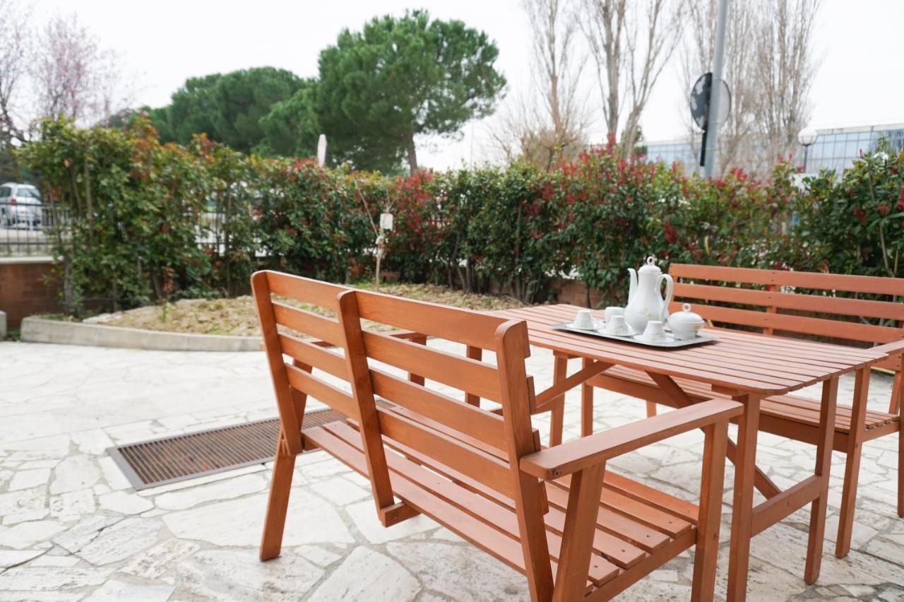 Al Mare Da Nonna Me' Apartamento Porto SantʼElpidio Exterior foto